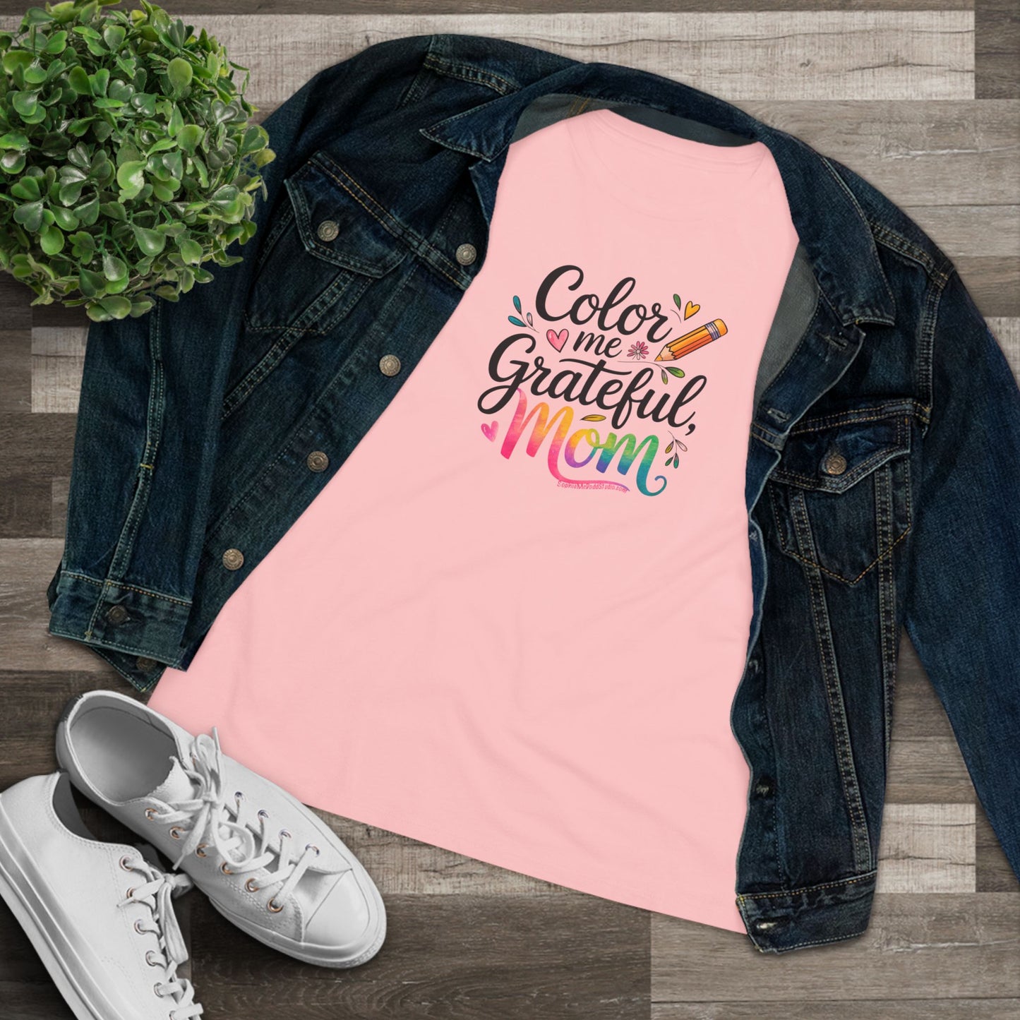 Grateful Mom Cotton Tee - Perfect Gift for Mother's Day & Everyday Wear